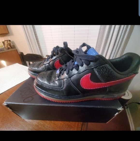 Nike Air Force 1 - Picture 2 of 4